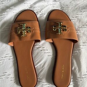 Tory Burch Tan Eleanor slides